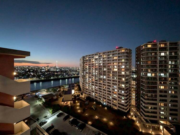 バルコニー 陽当たり・通風・開放感に恵まれた環境です。