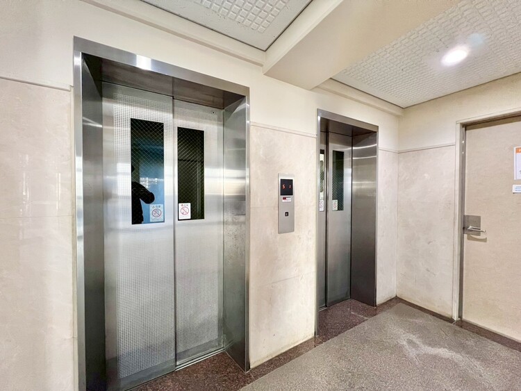 その他 エレベーター完備のため荷物が多くなっても安心。