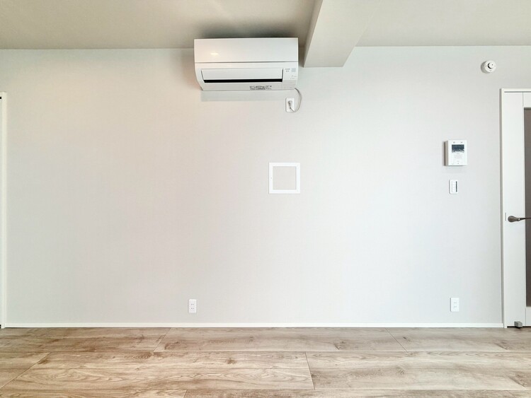 居間 シンプルな内装と偏り過ぎないデザインで統一しました。