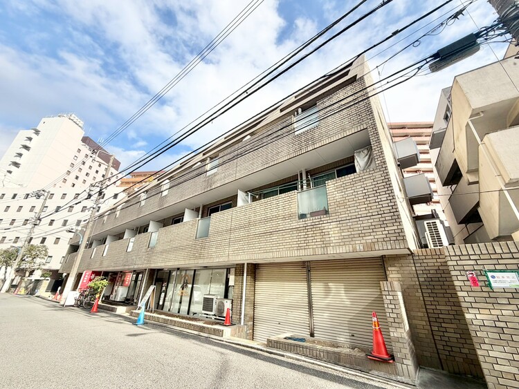 外観 飽きのこないシンプルモダンな外観です。