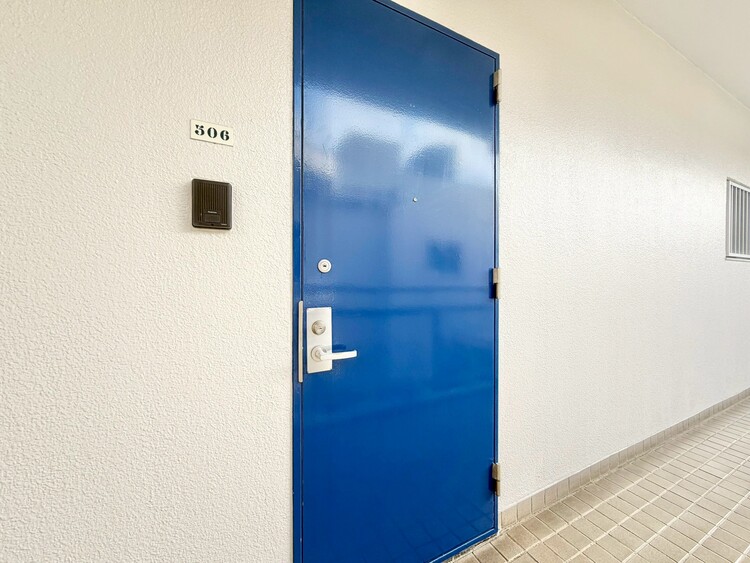 玄関 清潔感のある落ち着いた雰囲気の玄関です。