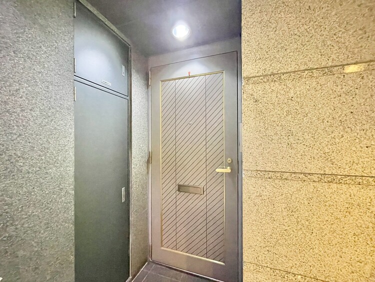 玄関 清潔感のある落ち着いた雰囲気の玄関です。