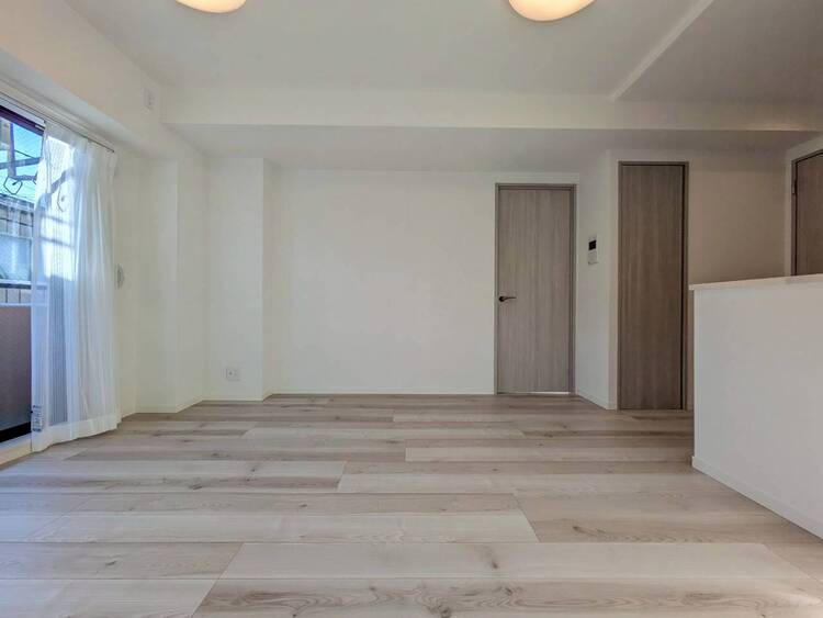 居間 充実した生活は伸びやかな居室空間から始まります。