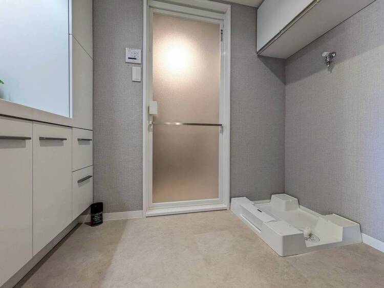 洗面 十分な広さの脱衣所。