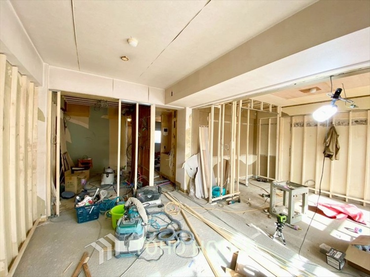 内装 現在改装中◆住む喜び、楽しさ、感動◆を君と共有したい。いつまでもずっと家族を見渡せるこの広い空間で。