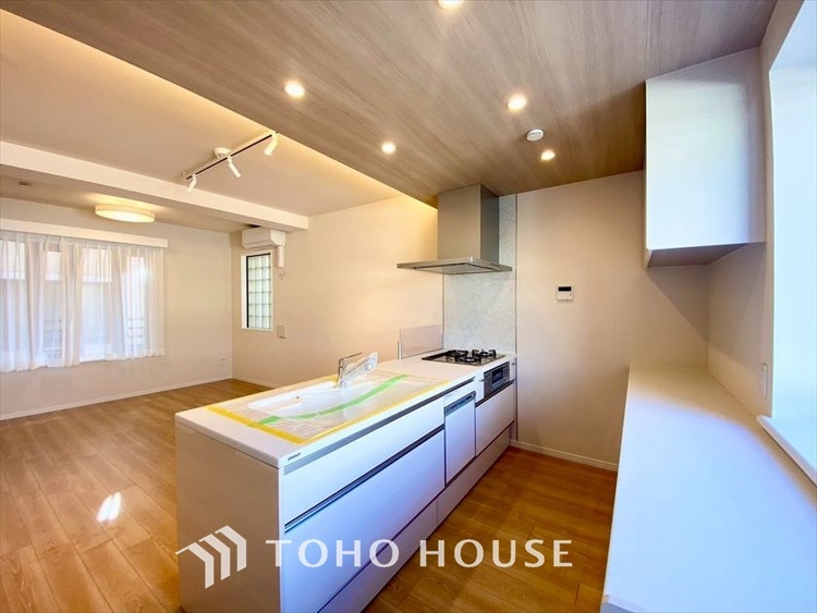 内装 【LIVING】◆simple is best◆無駄のない綺麗なつくりのリビングルームであなただけの暮らしを。