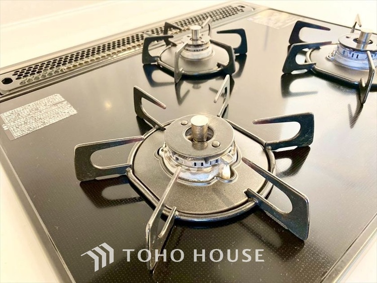 キッチン 【KITCHEN】◆家族のおはよう◆の声を笑顔で迎えてあげられるシステムキッチン。朝ごはんが楽しみでちょっと早起きしたくなるんです。