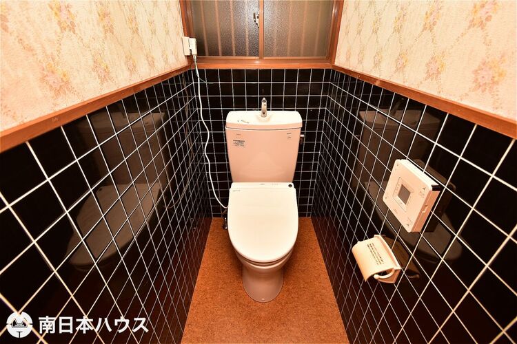 その他 【トイレ】温水洗浄便座機能付きのトイレです！