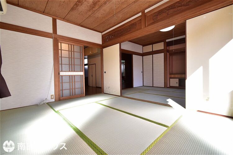 内装 【1階和室】6帖の和室です！続き間になっている広々としたお部屋です♪