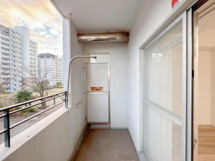 バルコニー 太陽の光と爽やかな風を受けられるバルコニーです。太陽の匂いを感じられそうです！