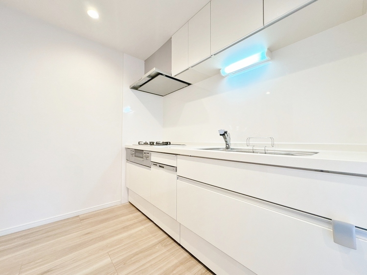 キッチン 洗練されたスタイリッシュなデザイン性と使いやすさを備えた仕様。