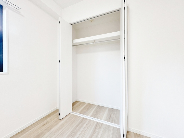 収納 居室にはクローゼットがあり、荷物もスッキリ収納して快適にお過ごしいただけます。