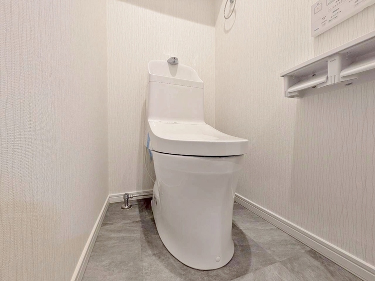 トイレ 暮らしの中のさりげないひとときの快適さにも、こだわりを、持って設備を配しております。