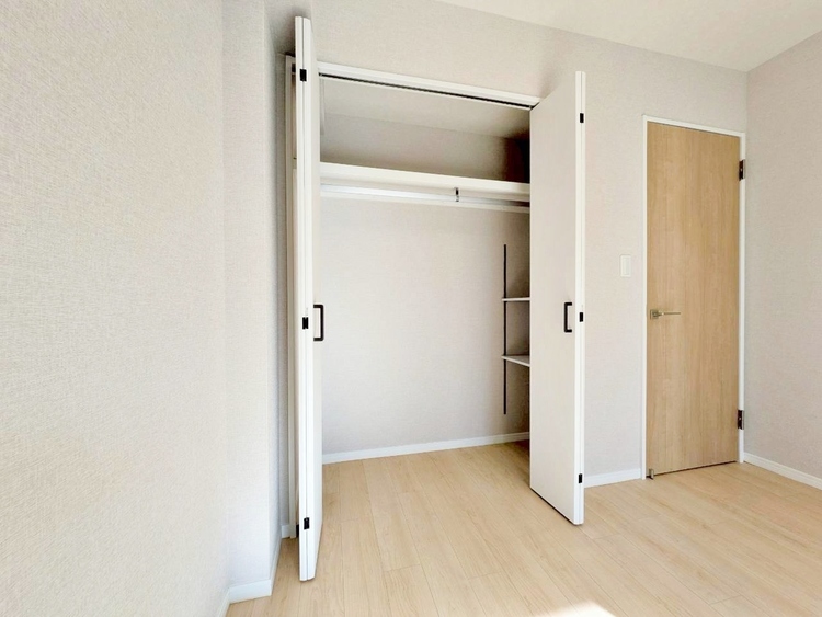 収納 居室にはクローゼットがあり、荷物もスッキリ収納して快適にお過ごしいただけます。