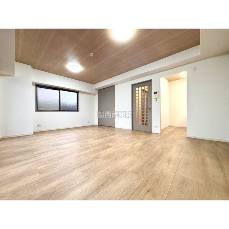 居間 【LDK】2025年11月13日撮影