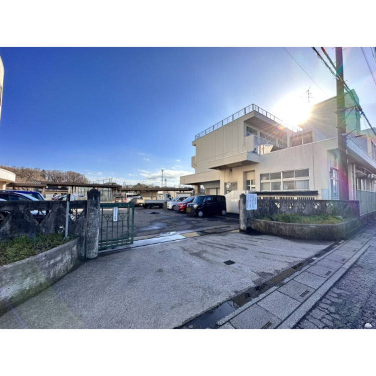 周辺 柳瀬小学校(約850m)