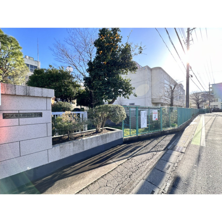 周辺 柳瀬中学校(約850m)