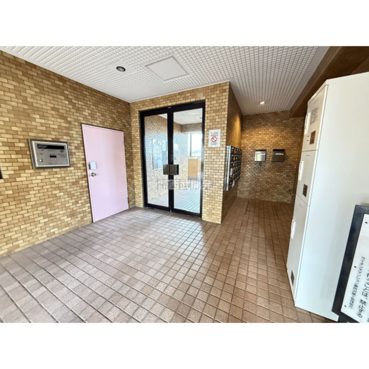 エントランス 2025年12月5日撮影