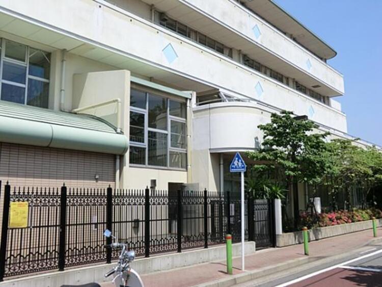 周辺 大田区立大森第一小学校　470ｍ
