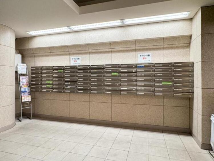 その他 一住戸ごとに設置されておりダイアル付きの為防犯面でも安心です。