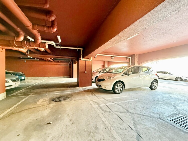 その他 駐車スペースが嬉しいですね。※空き状況は都度ご確認下さい。