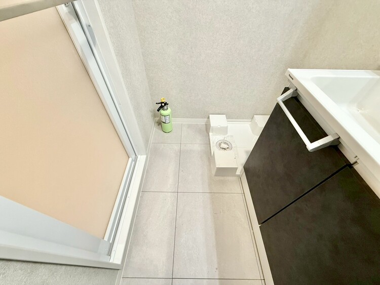 その他 十分な広さの脱衣所。