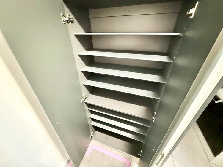 その他 家電やスーツケース、ストック品など何でも片付く嬉しい空間です。