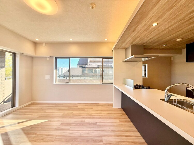 その他 通風・採光に優れ、心地よい光と風が溢れています。