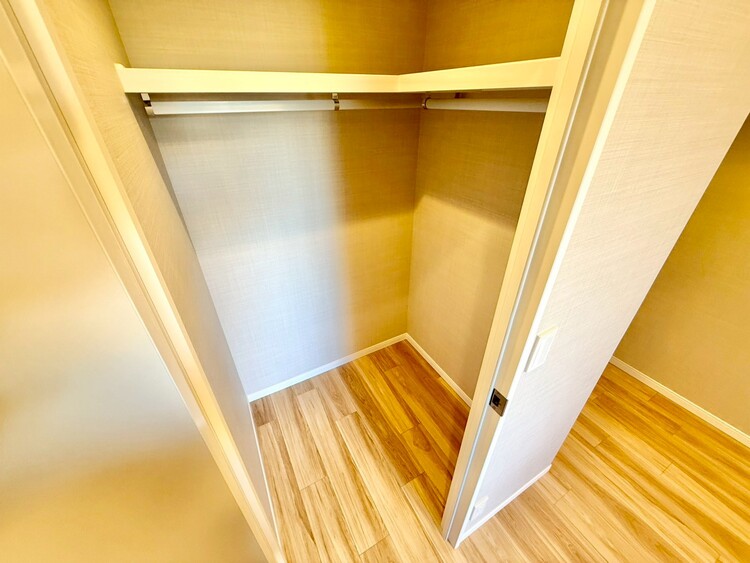 その他 収納スペースが付いていて、お部屋を広く使っていただけます。
