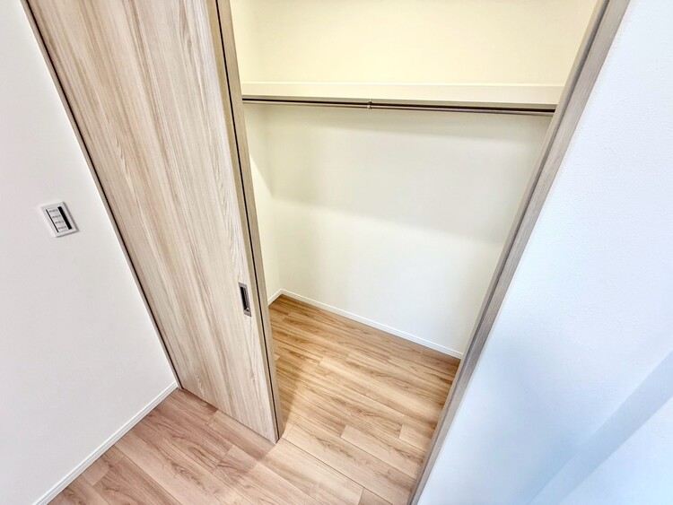 その他 収納スペースが付いていて、お部屋を広く使っていただけます。