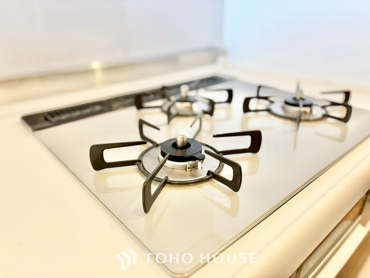 キッチン ◆愛育◆キッチンは家族の絆を育む大切な空間。シンプルで使い易いSystemKitchenで愉しく作る料理は愛情のある美味しいご馳走に。