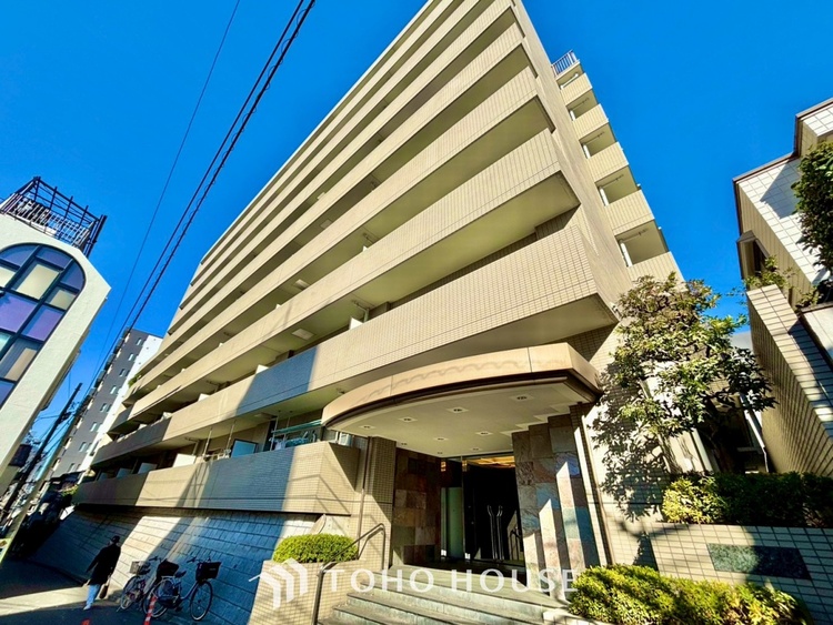 外観 ◆共有空間◆些細な事でほっぺを膨らまして怒る君。それでも僕達はこれからも一緒だよ。喧嘩をしても離れたくないから一つはさんだ同じ場所にいる。分かるよ。そこに君が