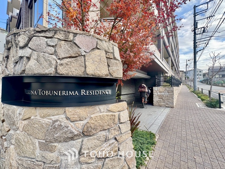 内装 叶えたかったのは落ち着きのあるナチュラルな風合い、そして開放感があるリビング。