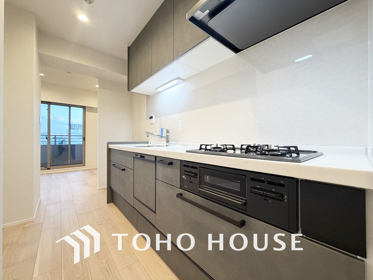 キッチン シンプルな部屋の雰囲気に溶け合うナチュラルキッチン