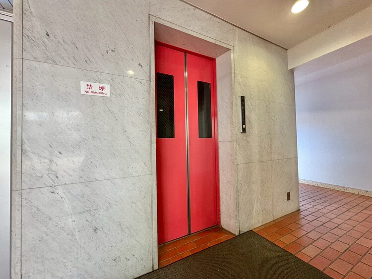 その他 エレベーターの管理も、きちんと行き届いてます。