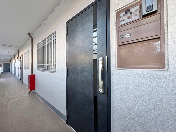 玄関 玄関を開ければ、そこは安らぎのご自宅。