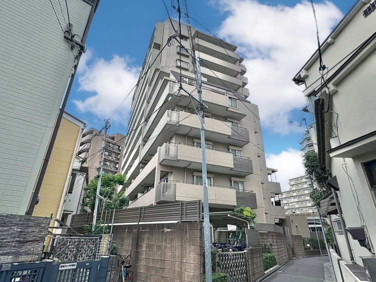 外観 現地に足をお運びいただいた際には、周辺散策などをお勧めいたします。