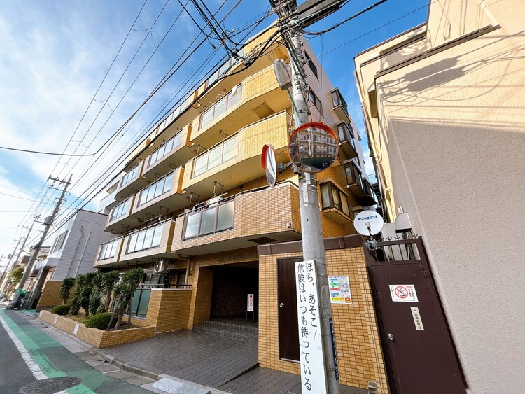 外観 資料には掲載していない情報が、現地にはたくさんあります。是非一度、現地をご確認ください。