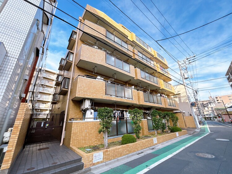 外観 現地に足をお運びいただいた際には、周辺散策などをお勧めいたします。