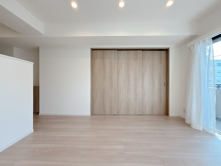 居間 豊かな居住性と、安心感を満たすクオリティが見事に調和した住空間。