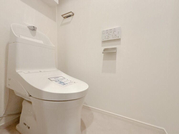 トイレ 暮らしの中のさりげないひとときの快適さにも、こだわりを、持って設備を配しております。