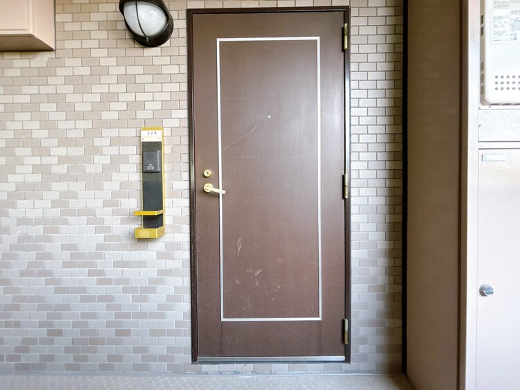 玄関 玄関を開ければ、そこは安らぎのご自宅。