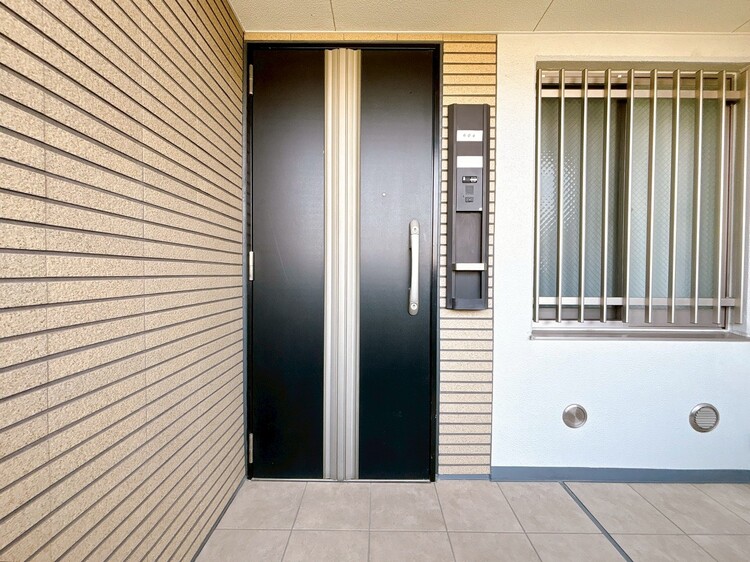 玄関 玄関を開ければ、そこは安らぎのご自宅。