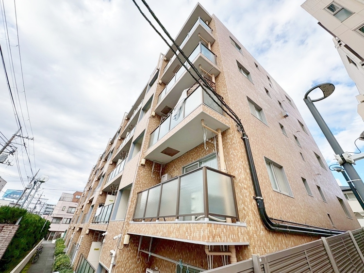 外観 資料には掲載していない情報が、現地にはたくさんあります。是非一度、現地をご確認ください。