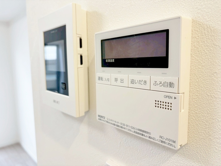 設備 見やすい画面で操作しやすい給湯パネルです。