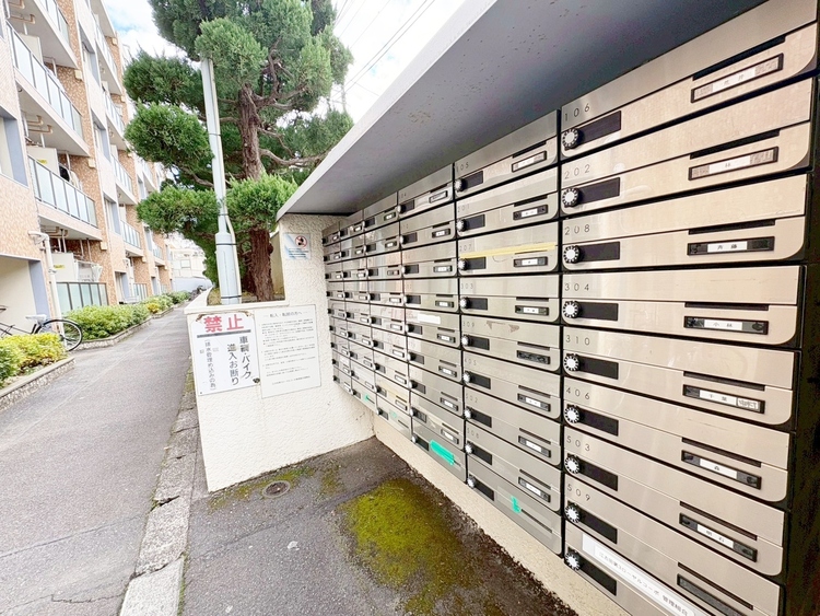 その他 郵便物を受け取るための郵便受けも、きちんと管理されています。
