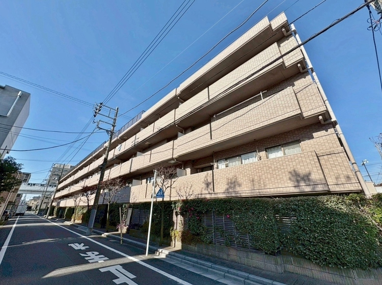 外観 資料には掲載していない情報が、現地にはたくさんあります。是非一度、現地をご確認ください。