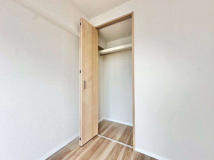 収納 居室にはクローゼットがあり、荷物もスッキリ収納して快適にお過ごしいただけます。