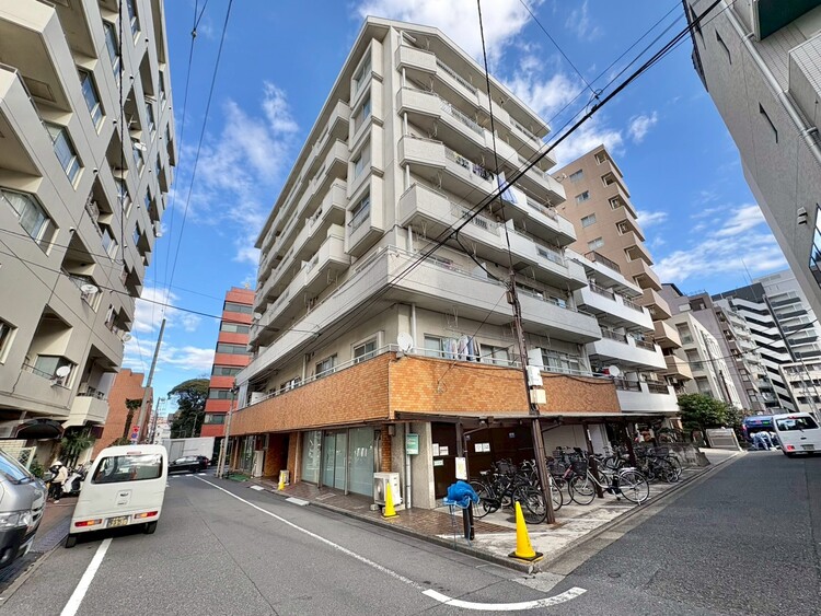 外観 資料には掲載していない情報が、現地にはたくさんあります。是非一度、現地をご確認ください。