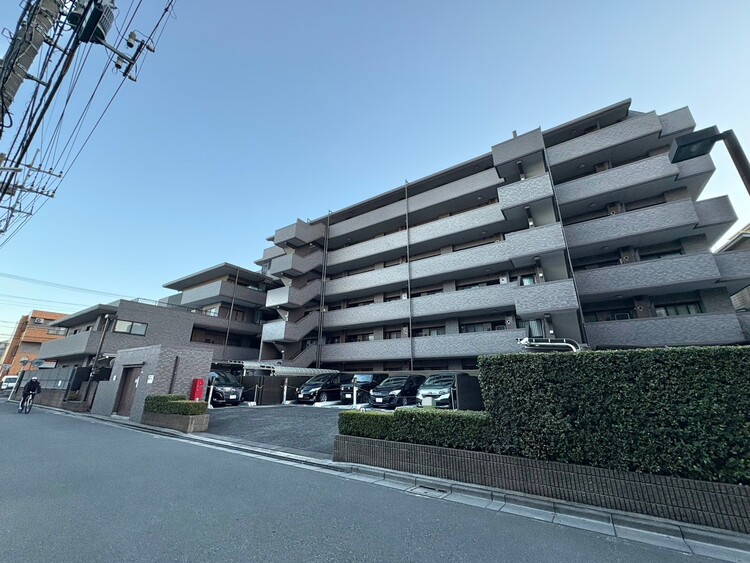 外観 資料には掲載していない情報が、現地にはたくさんあります。是非一度、現地をご確認ください。